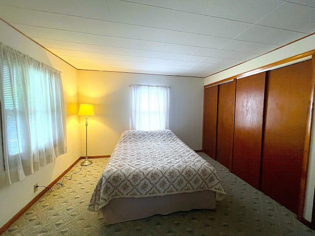 330 Pike St, Bromley, KY 41016 - bedroom featuring carpet flooring and a closet