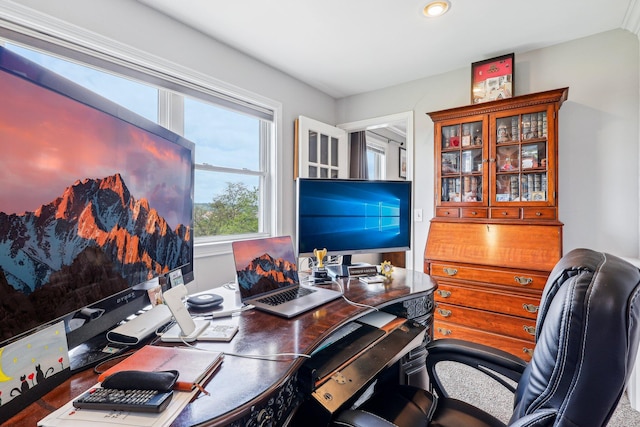 214 Clifton Ave, Newport, KY 41071 - view of office space