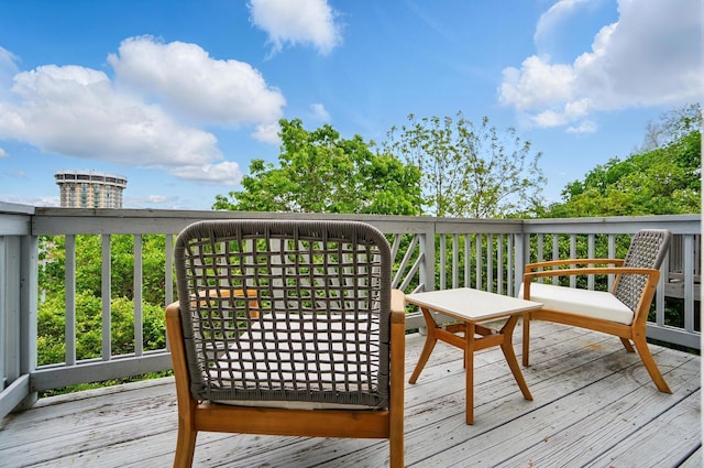 516 Western Ave, Covington, KY 41011 - view of wooden deck