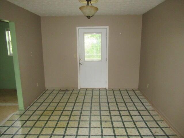 1101 Plateau St, Elsmere, KY 41018 - spare room with a textured ceiling