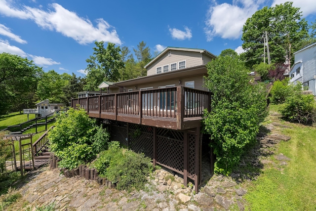 335 Fernwood Dr, Williamstown, KY 41097 - rear view of property with a deck