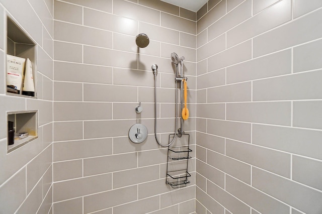 120 Main St Unit 306, Newport, KY 41071 - full bath with tiled shower