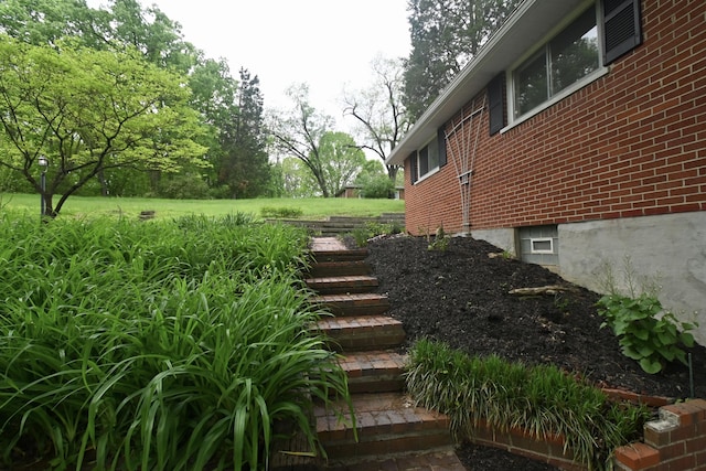 529 Stevenson Rd, Erlanger, KY 41018 - view of yard with stairway