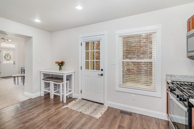 810 Saratoga St, Newport, KY 41071 - entryway with wood finished floors, baseboards, and recessed lighting