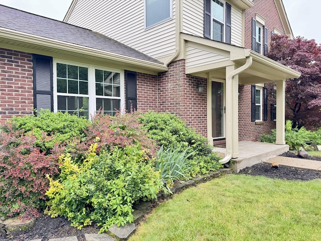 1317 Brook Ct, Erlanger, KY 41018 - property entrance with brick siding