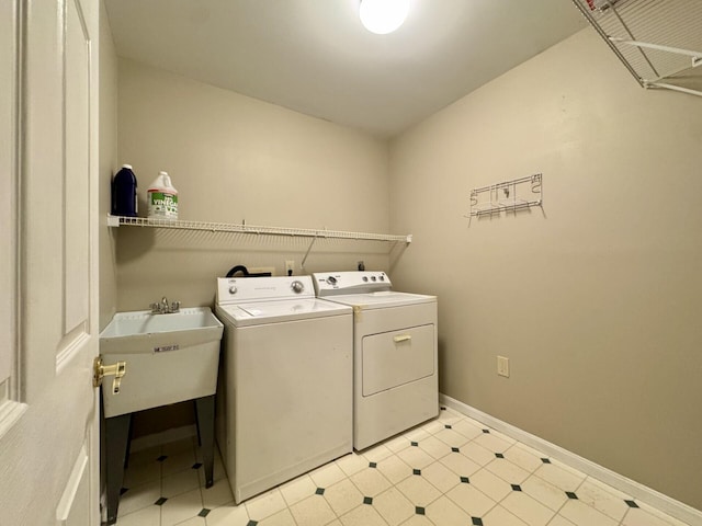1317 Brook Ct, Erlanger, KY 41018 - washroom featuring washing machine and clothes dryer and baseboards