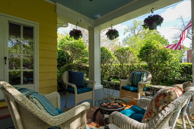 69 Linden Ave, Fort Thomas, KY 41075 - view of patio / terrace featuring a porch and an outdoor fire pit
