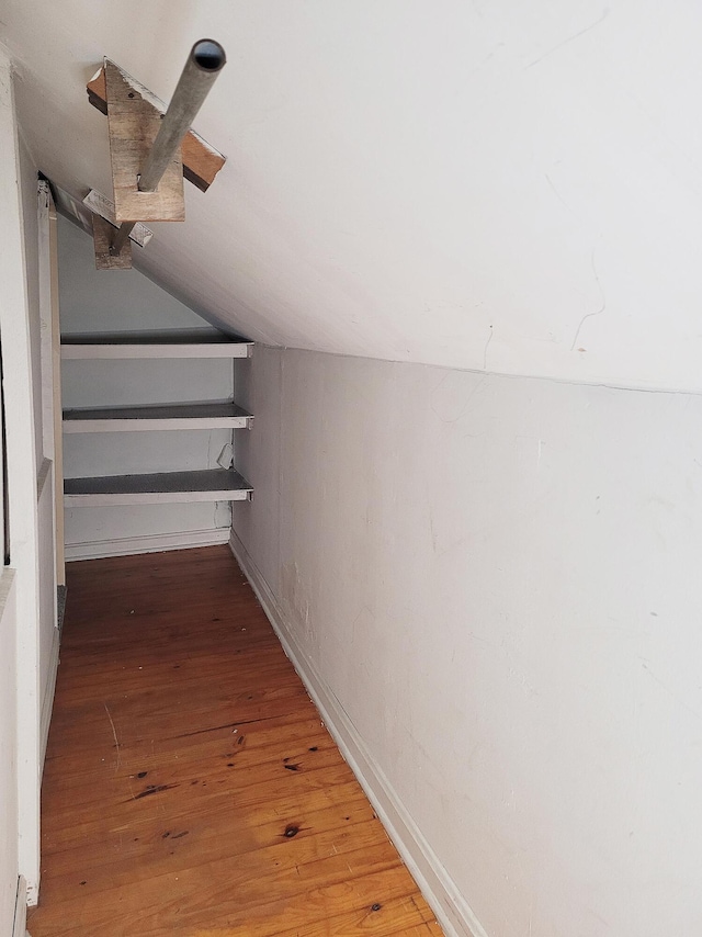 107 Timberlake Ave, Erlanger, KY 41018 - corridor featuring lofted ceiling, hardwood / wood-style flooring, and baseboards