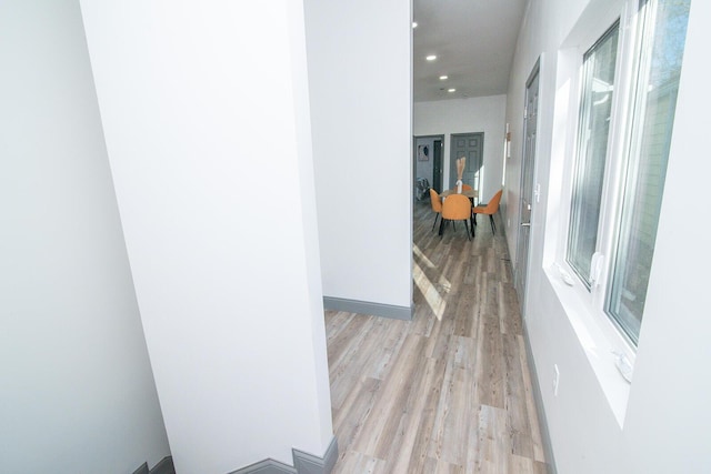 1510 Kavanaugh St, Covington, KY 41011 - hallway featuring light wood-style floors and recessed lighting