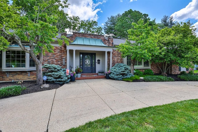 318 Cherrywood Dr, Fort Mitchell, KY 41011 - photo 2