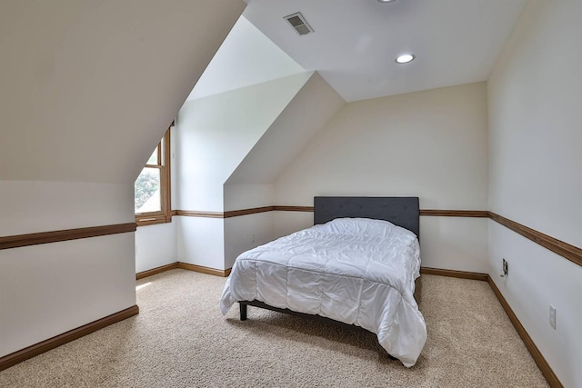 9015 Washington Trace Rd, California, KY 41007 - bedroom featuring carpet, vaulted ceiling, and recessed lighting