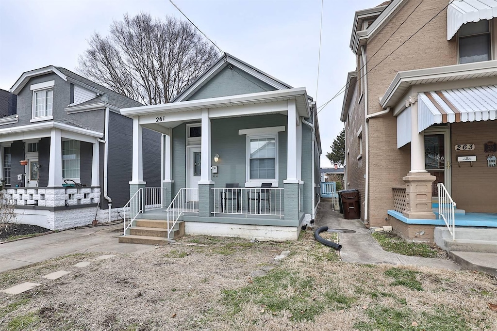 261 Park St, Ludlow, KY 41016 - view of front of home with a porch