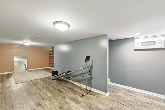 17 Harrison Ave, Bellevue, KY 41073 - exercise room with wood finished floors and baseboards