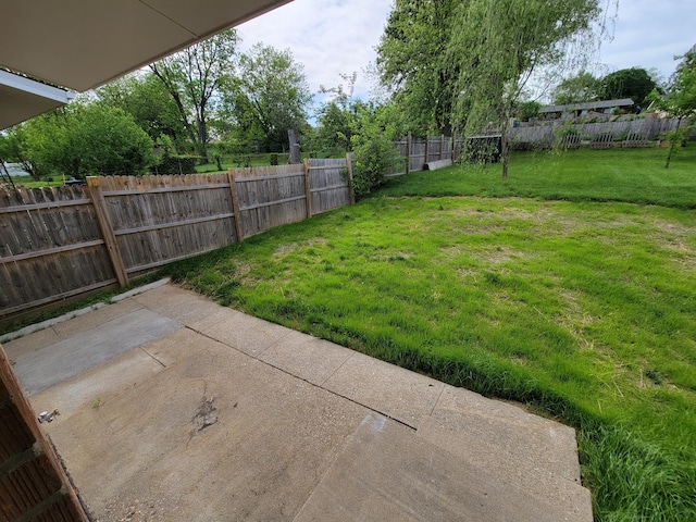 3157 Woodward St, Erlanger, KY 41018 - view of yard with a patio area