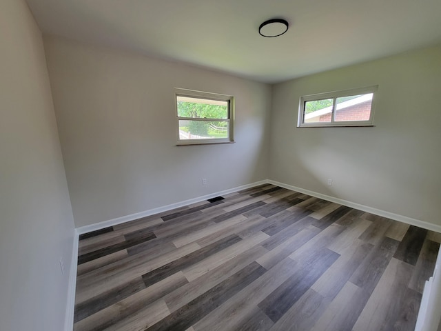3157 Woodward St, Erlanger, KY 41018 - empty room featuring wood finished floors and baseboards