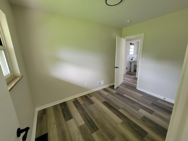 3157 Woodward St, Erlanger, KY 41018 - unfurnished room with dark wood-style flooring and baseboards