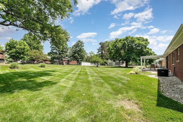 2534 Buttermilk Pike, Fort Mitchell, KY 41017 - view of yard with a patio