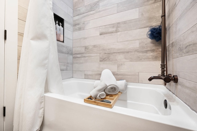 519 Greenup St Unit A, Covington, KY 41011 - full bath with shower / tub combo