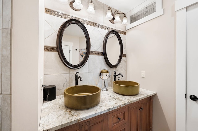 519 Greenup St Unit A, Covington, KY 41011 - full bath with decorative backsplash and double vanity