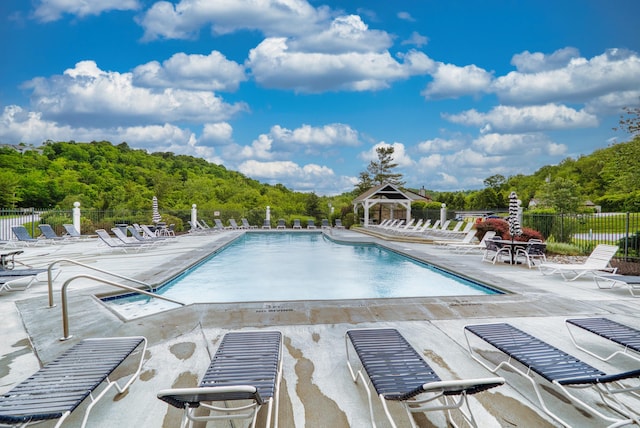 370 Timber Ridge Dr Unit 3, Wilder, KY 41071 - community pool with a patio and a gazebo