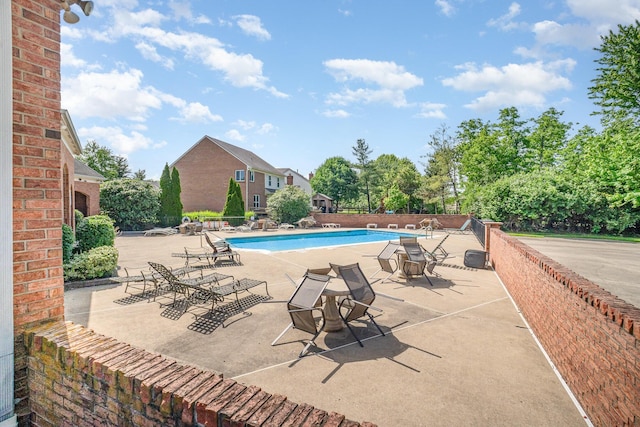 1051 Apple Blossom Dr, Florence, KY 41042 - community pool featuring a patio area