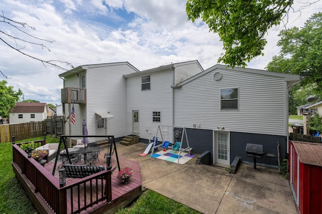 3350 Redbud Ct, Erlanger, KY 41018 - rear view of house featuring a fenced backyard and a patio area