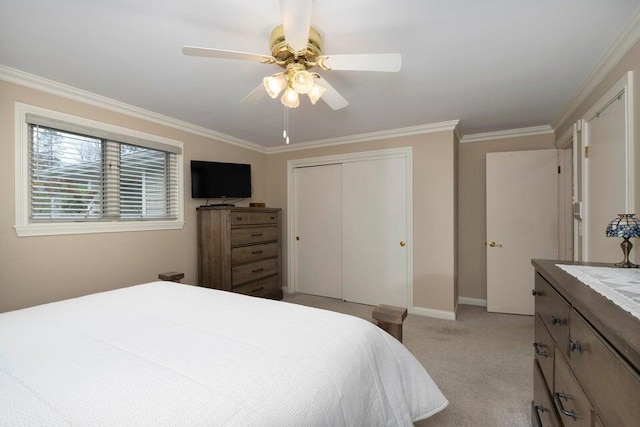 871 Bristow Rd, Independence, KY 41051 - bedroom with a closet, light colored carpet, ornamental molding, baseboards, and ceiling fan