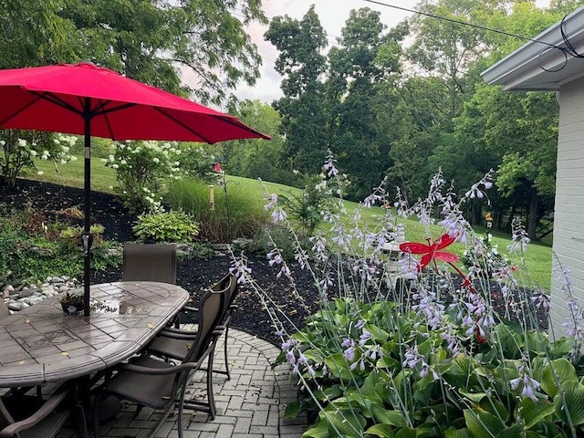 871 Bristow Rd, Independence, KY 41051 - view of patio featuring outdoor dining space