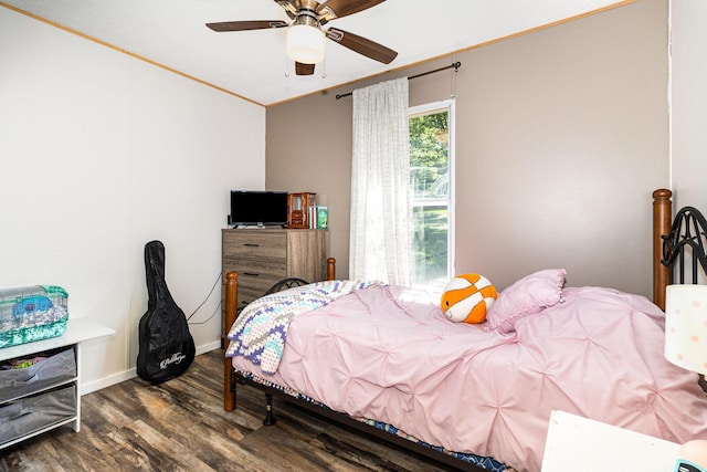 566 Sycamore St, Crescent Springs, KY 41017 - bedroom with wood finished floors, ornamental molding, a ceiling fan, and baseboards