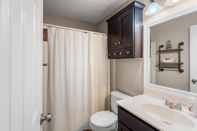 21 Laurel Ridge Dr, Alexandria, KY 41001 - full bathroom with toilet and vanity