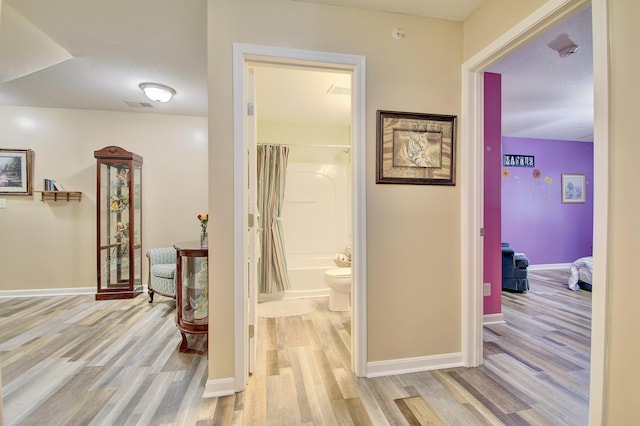 5913 Boulder Vw, Cold Spring, KY 41076 - corridor with light wood-style floors and baseboards