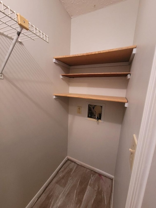 122 Whitney Ct, Crestview Hills, KY 41017 - laundry room with hookup for a washing machine and a textured ceiling