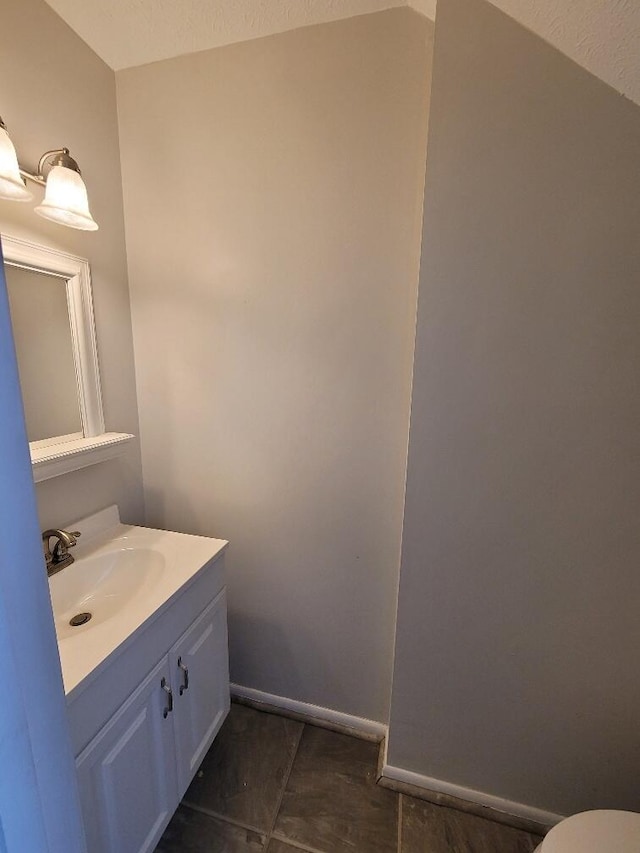 152 Steelway Farm Ct, Crestview Hills, KY 41017 - half bath with vanity and toilet