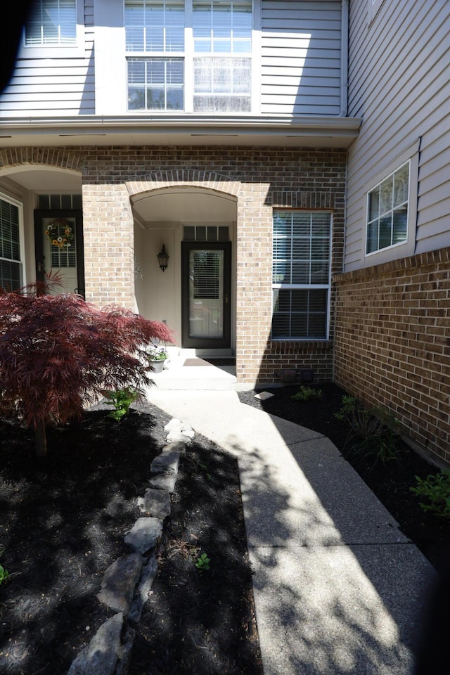1622 Castle Hill Ln, Fort Wright, KY 41011 - property entrance featuring brick siding