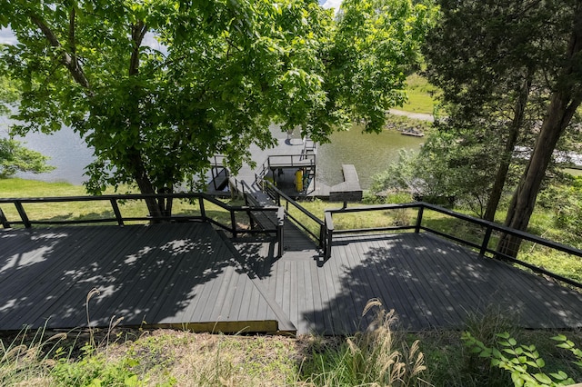 310 Greene Rd, Williamstown, KY 41097 - wooden deck with a water view