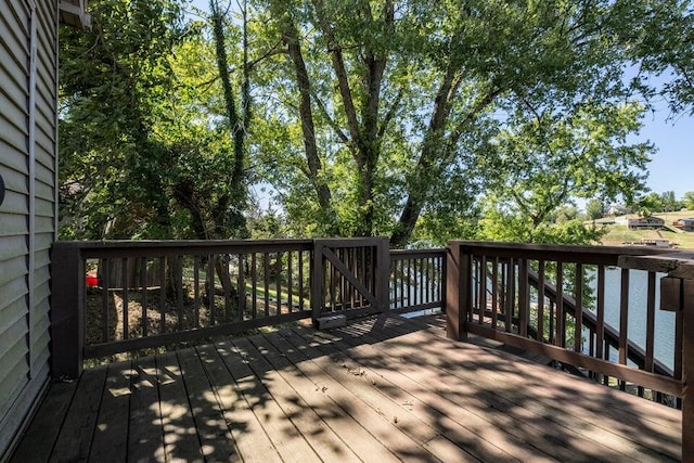 510 Jacob Dr, Williamstown, KY 41097 - view of wooden deck