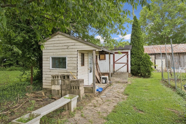 626 E 2nd St, Augusta, KY 41002 - view of shed