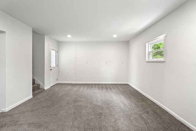 904 5th Ave, Dayton, KY 41074 - spare room featuring carpet floors, healthy amount of natural light, baseboards, and recessed lighting