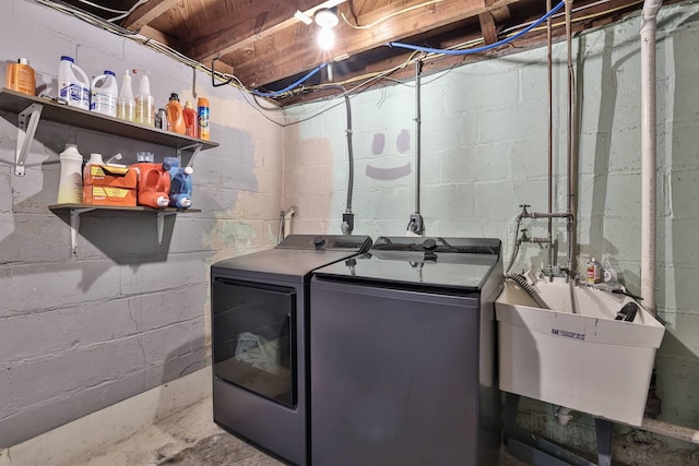 406 Hallam Ave, Erlanger, KY 41018 - laundry area with independent washer and dryer