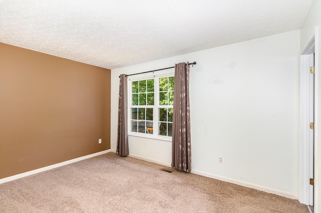 876 Virginiabradford Ct, Erlanger, KY 41018 - spare room with a textured ceiling, light colored carpet, and baseboards