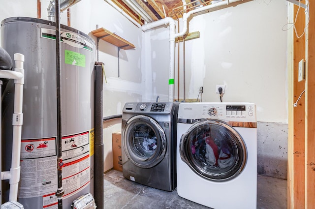 876 Virginiabradford Ct, Erlanger, KY 41018 - laundry area with gas water heater and washing machine and clothes dryer