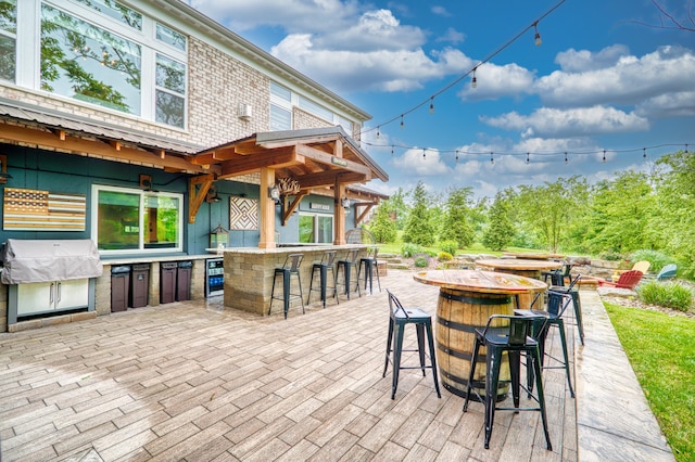827 Iva Del Ct, Crescent Springs, KY 41017 - view of patio featuring an outdoor kitchen