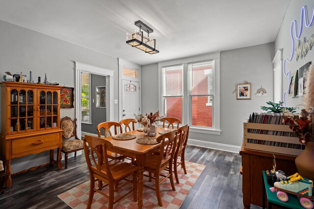 203 E Southern Ave, Covington, KY 41015 - dining area with dark wood-style floors, baseboards, and plenty of natural light