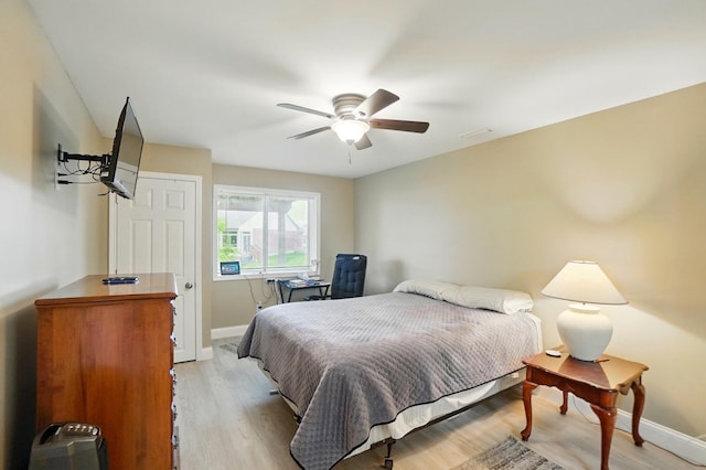 1344 Wilshire Ct, Union, KY 41091 - bedroom with light wood-type flooring, baseboards, and a ceiling fan