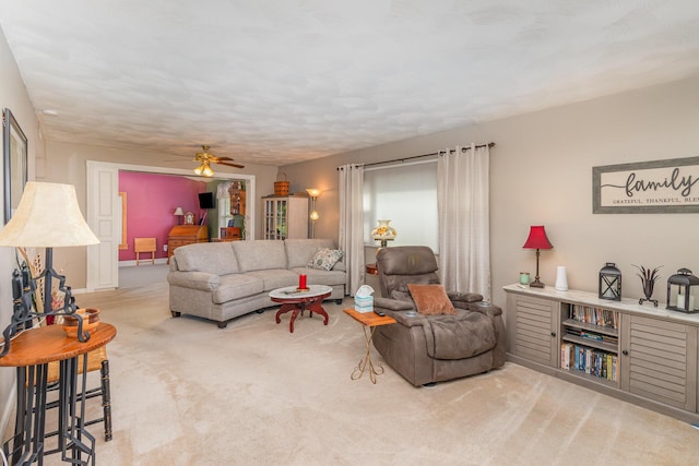 10 Juarez Cir, Covington, KY 41017 - carpeted living area featuring a ceiling fan