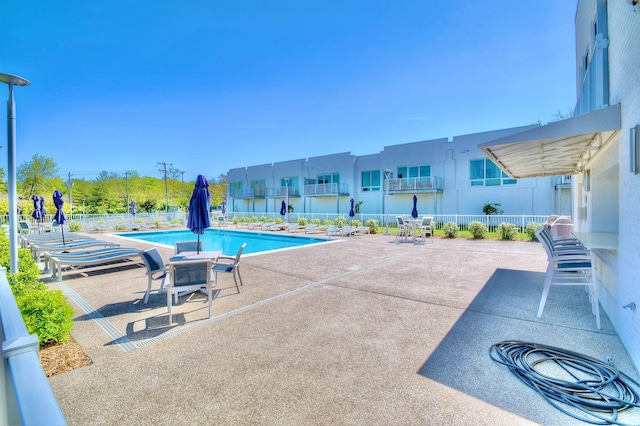 120 Main St Unit 205, Newport, KY 41071 - community pool featuring a patio area