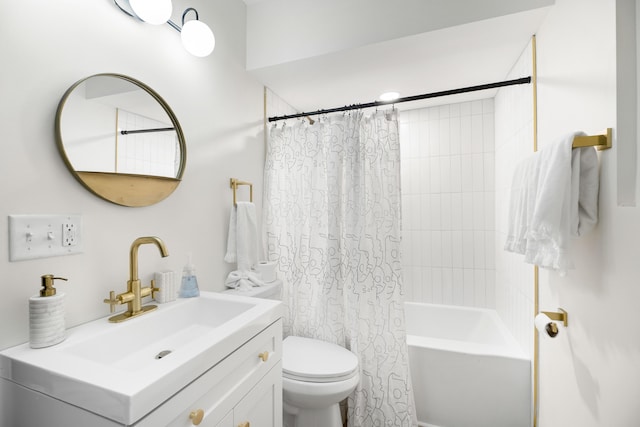 213 8th Ave, Dayton, KY 41074 - full bathroom featuring vanity, shower / tub combo with curtain, and toilet