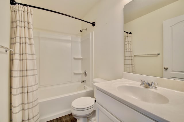 609 Crosswinds Pointe Ct, Walton, KY 41094 - bathroom with toilet, vanity, shower / bath combo with shower curtain, and wood finished floors