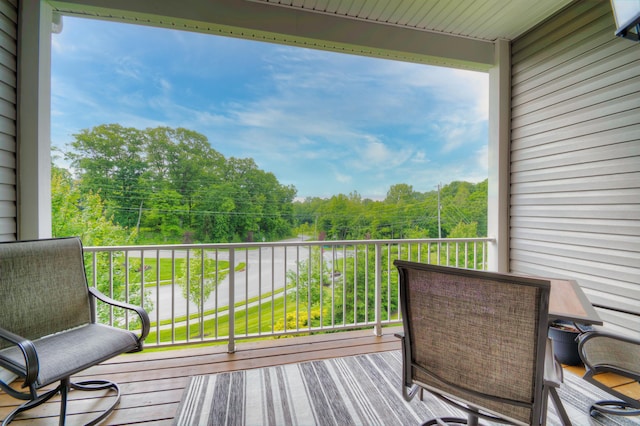 3942 Brunswick Ct, Erlanger, KY 41018 - view of wooden terrace