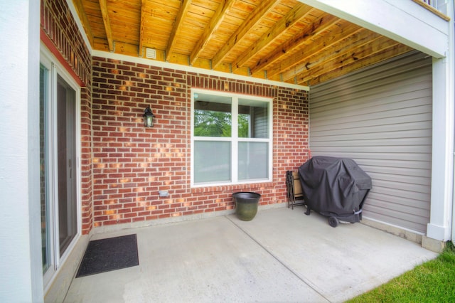 3942 Brunswick Ct, Erlanger, KY 41018 - view of patio / terrace with a grill